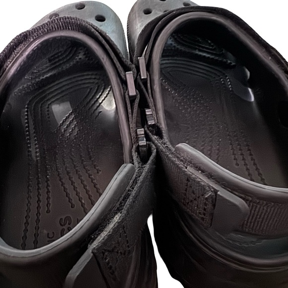 Crocs Classic Platform hiker xscape Clogs Black Women’s Chunky Sandals women’s 8 - Picture 7 of 9